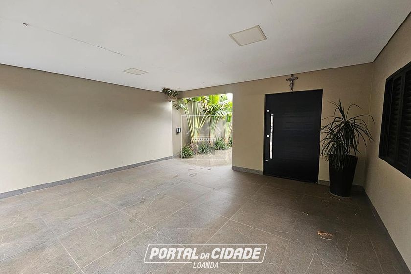 Casa &agrave; venda - 277m&sup2; - Centro