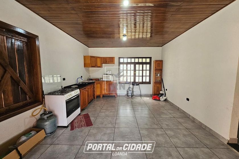 Ch&aacute;cara &agrave; venda - Vila Rural