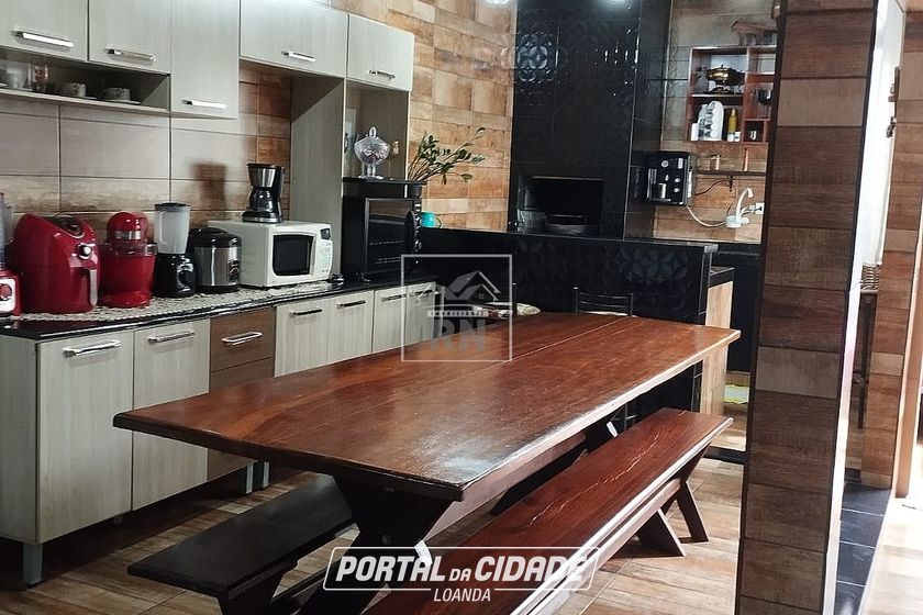 Casa &agrave; venda - 130m&sup2; - Centro