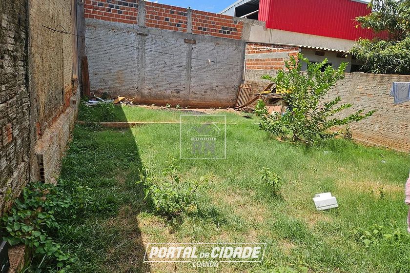 Casa &agrave; venda - 90m&sup2; - Centro