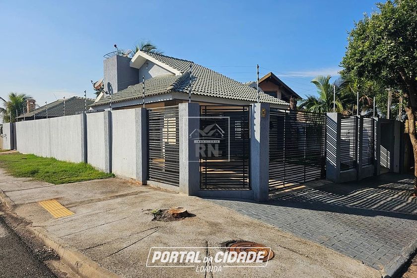 Casa &agrave; venda - 220m&sup2; - Vila Uni&atilde;o