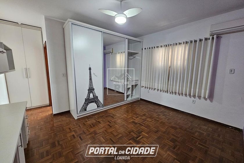 Casa &agrave; venda - Centro