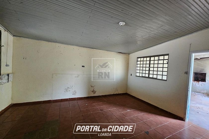 Casa &agrave; venda - Centro