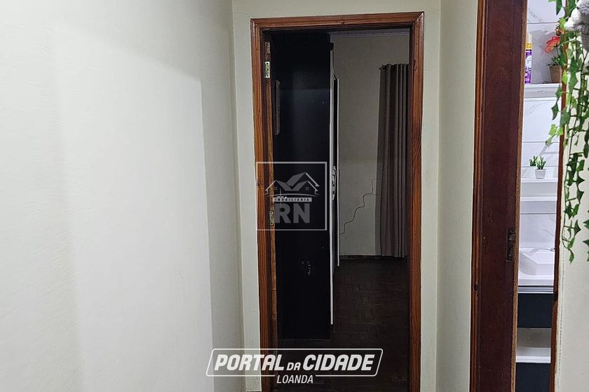 Casa &agrave; venda - 230m&sup2; - Centro