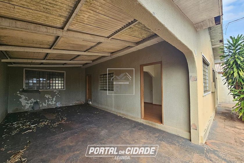 Casa &agrave; venda - Centro
