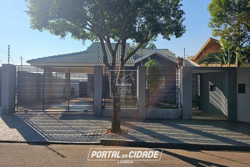 Casa &agrave; venda - 220m&sup2; - Vila Uni&atilde;o