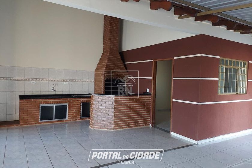 Casa &agrave; venda - 230m&sup2; - Centro
