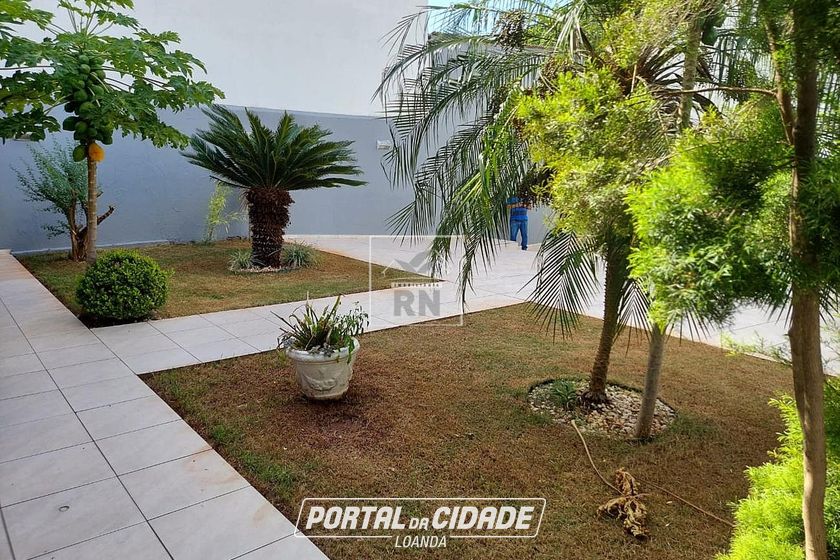 Casa &agrave; venda - centro
