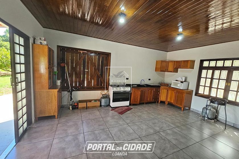 Ch&aacute;cara &agrave; venda - Vila Rural
