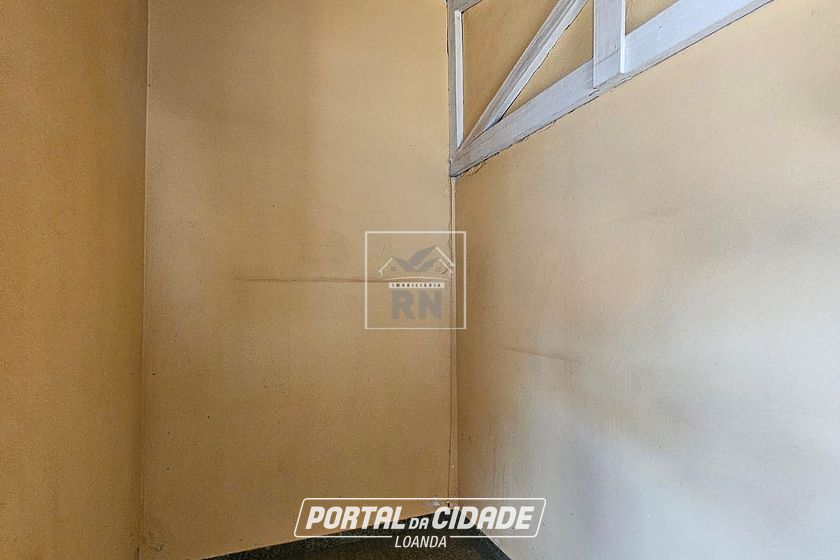 Casa &agrave; venda - 280m&sup2; - Centro