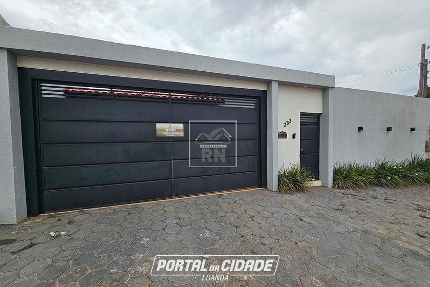Casa &agrave; venda - 260m&sup2; - Centro