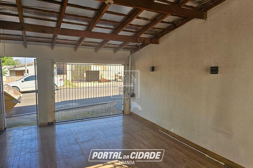 Casa &agrave; venda - 90m&sup2; - Centro