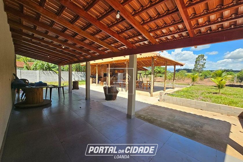 Ch&aacute;cara &agrave; venda - Vila Rural