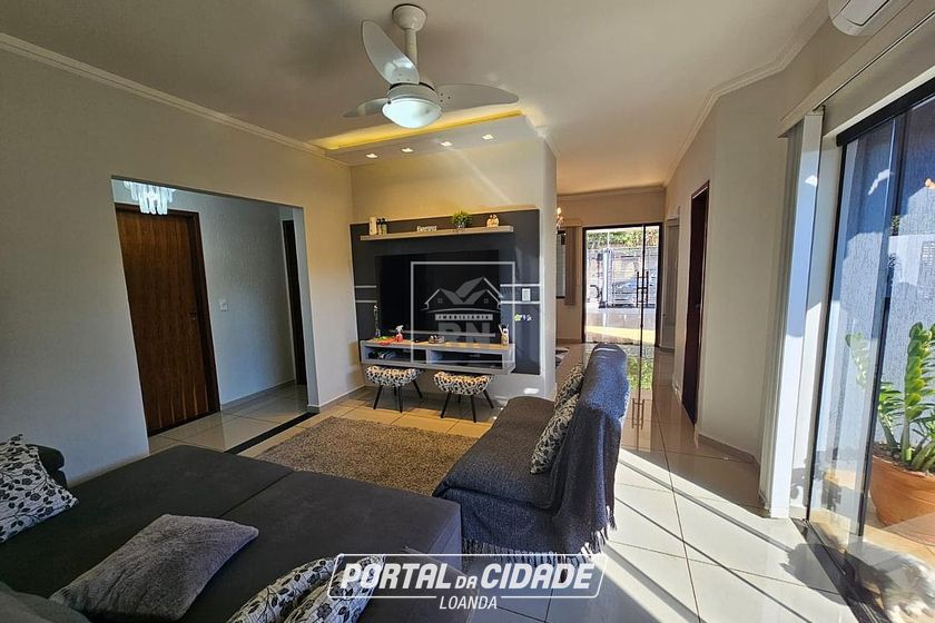 Casa &agrave; venda - 220m&sup2; - Vila Uni&atilde;o