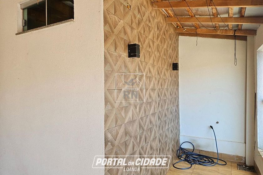 Casa &agrave; venda - 90m&sup2; - Centro