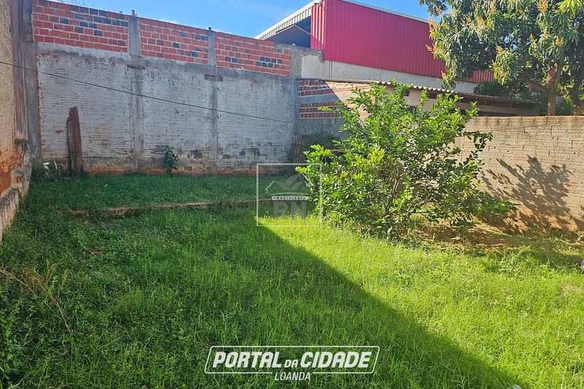 Casa &agrave; venda - 90m&sup2; - Centro