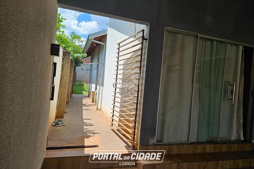 Casa &agrave; venda - 90m&sup2; - Centro
