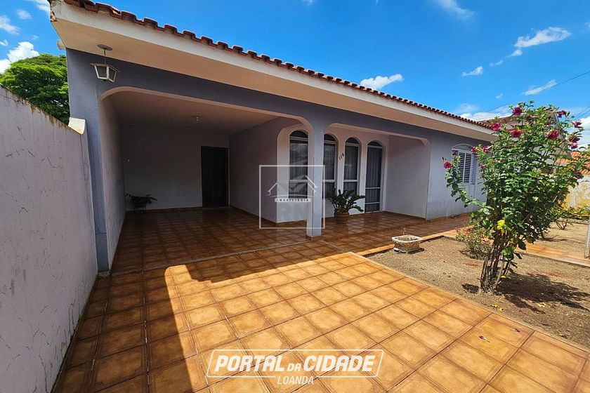 Casa &agrave; venda - 280m&sup2; - Centro