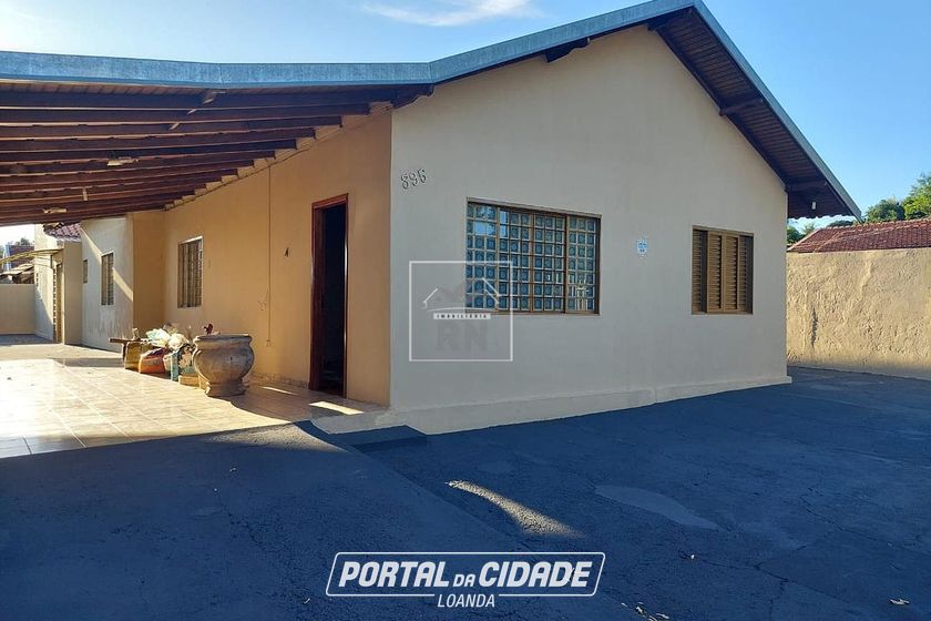 Casa &agrave; venda - 230m&sup2; - Centro
