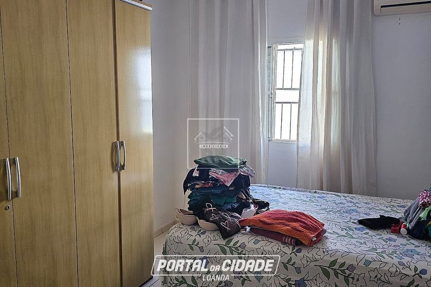 Casa &agrave; venda - 200m&sup2; - Centro