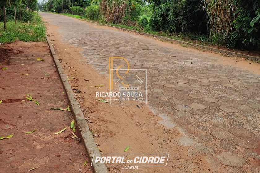 Ch&aacute;cara &agrave; venda - S&atilde;o Jos&eacute; do Iva&iacute;