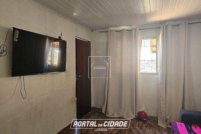 Casa &agrave; venda - 80m&sup2; - &Aacute;rea Industrial II