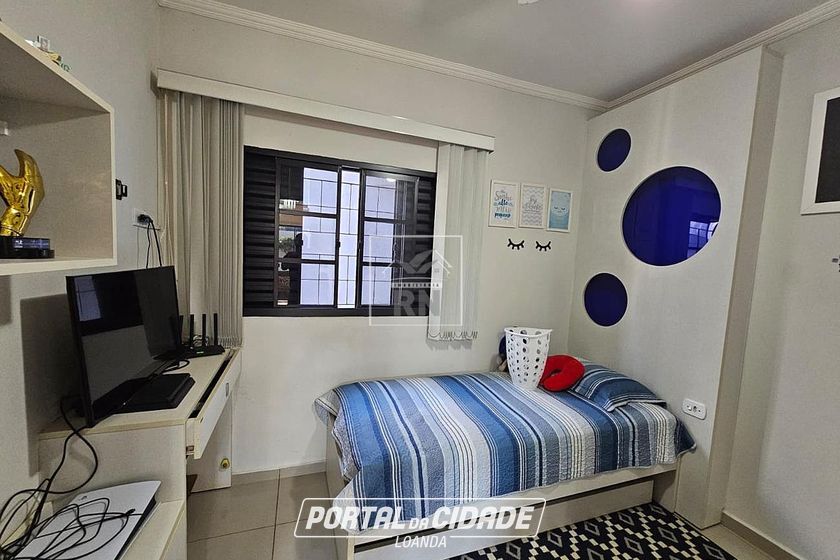 Casa &agrave; venda - 220m&sup2; - Vila Uni&atilde;o