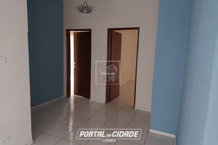 Casa &agrave; venda - centro
