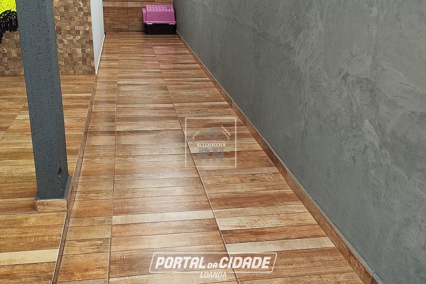 Casa &agrave; venda - 130m&sup2; - Centro
