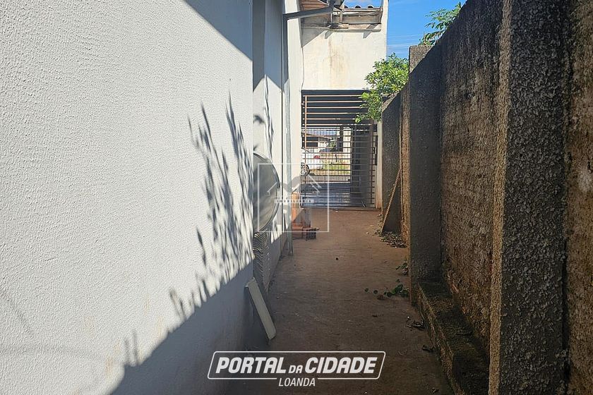 Casa &agrave; venda - 90m&sup2; - Centro