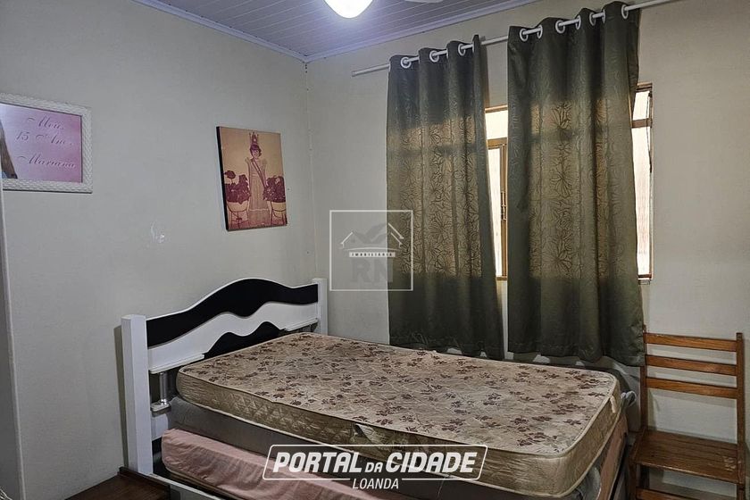 Casa &agrave; venda - 230m&sup2; - Centro