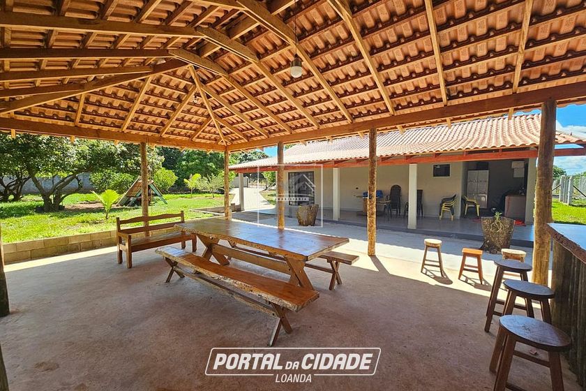 Ch&aacute;cara &agrave; venda - Vila Rural