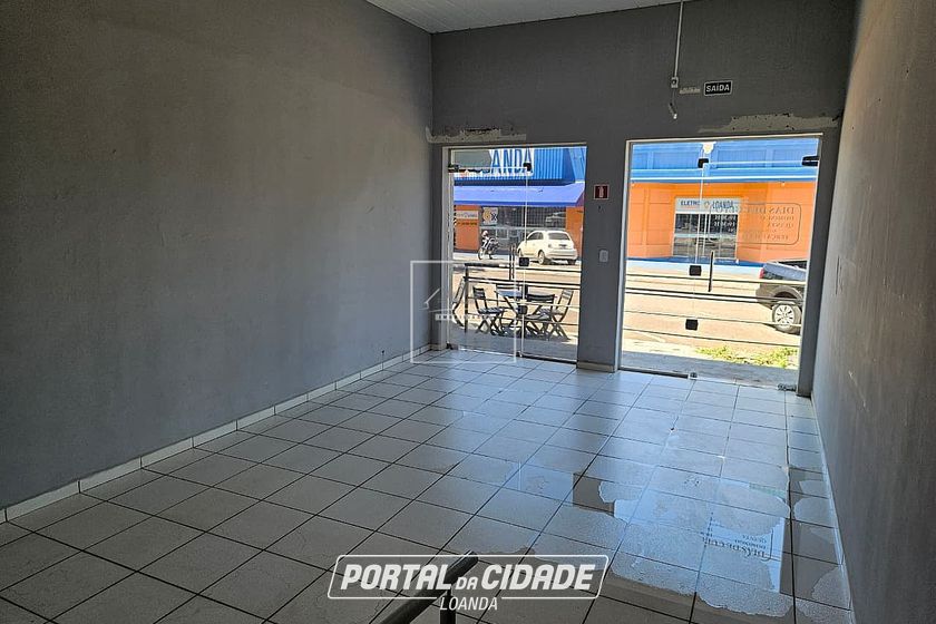Sal&atilde;o Comercial para alugar - Centro