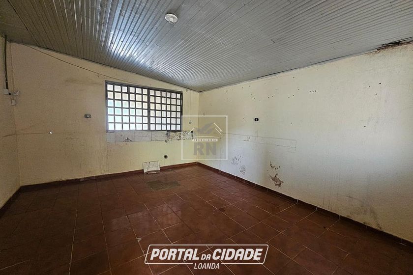 Casa &agrave; venda - Centro