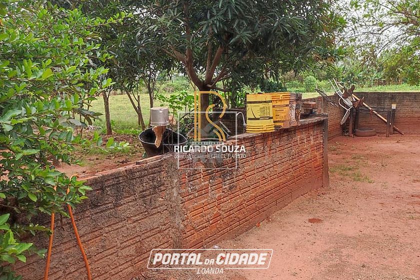 Ch&aacute;cara &agrave; venda - S&atilde;o Jos&eacute; do Iva&iacute;