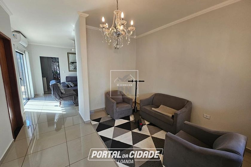 Casa &agrave; venda - 220m&sup2; - Vila Uni&atilde;o