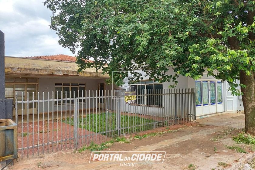 Sala Comercial &agrave; venda - 300m&sup2; - Centro