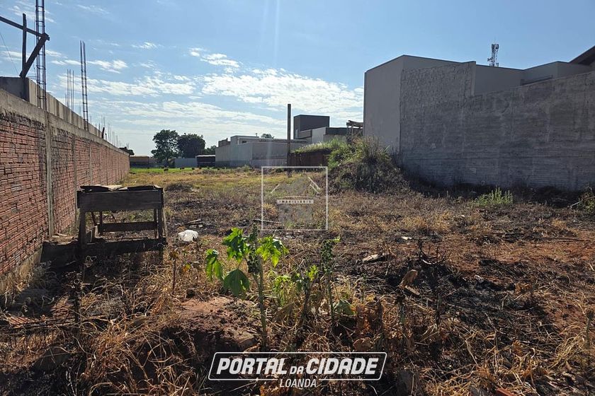 Terreno &agrave; venda - Centro