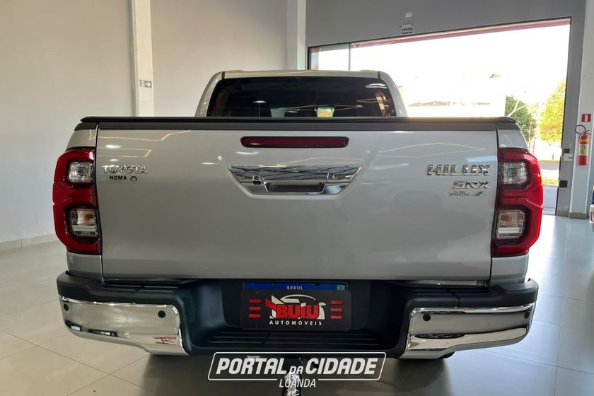 Toyota Hilux