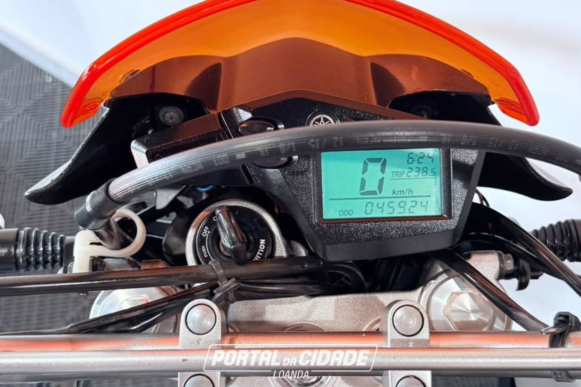 YAMAHA XT
