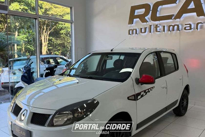 Renault SANDERO