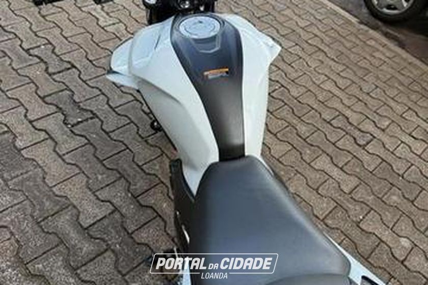 YAMAHA FZ25