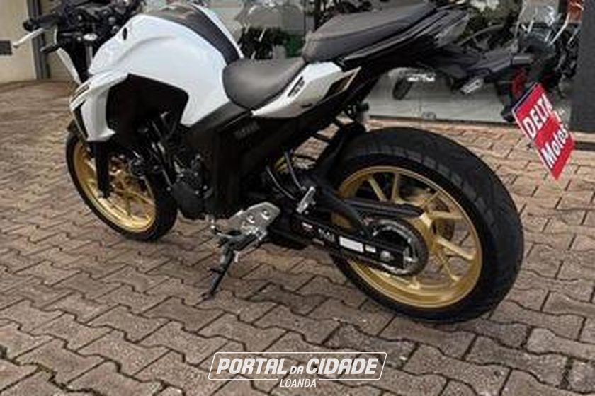 YAMAHA FZ25