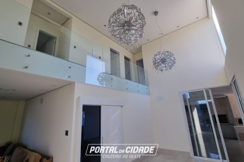 Sobrado &agrave; venda - 300m&sup2; - Parque Cidade Jardim