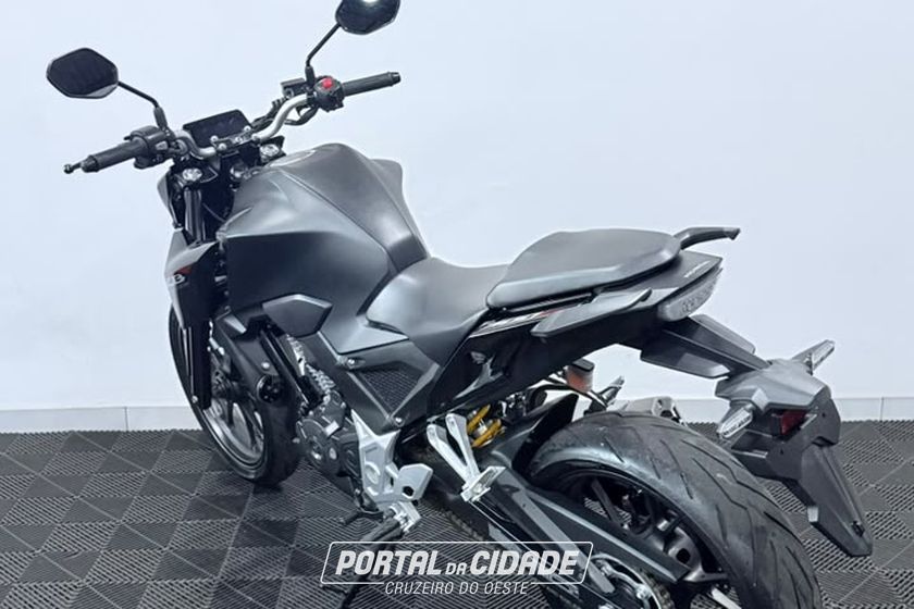 HONDA CB
