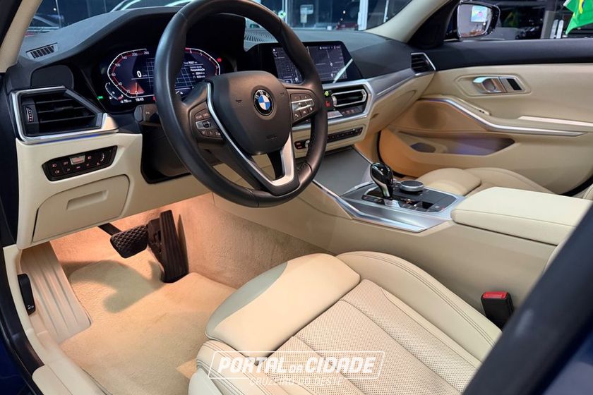 BMW 320iA