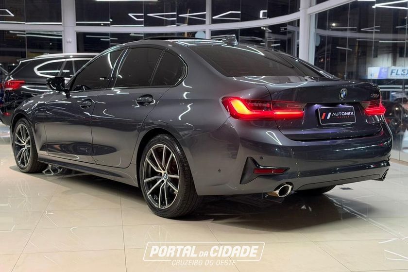 BMW 320iA