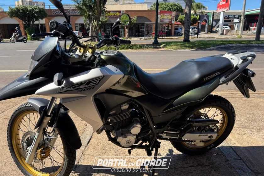 HONDA XRE