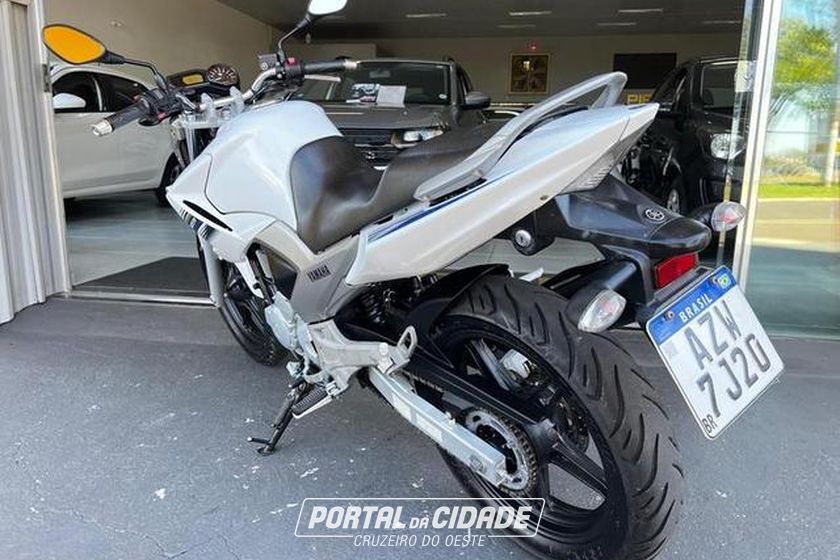 YAMAHA YS