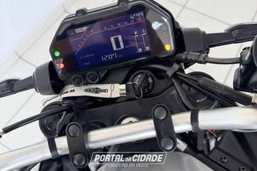 YAMAHA MT-03